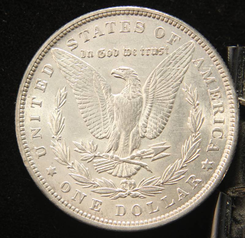 1900 MORGAN SILVER DOLLAR UNC