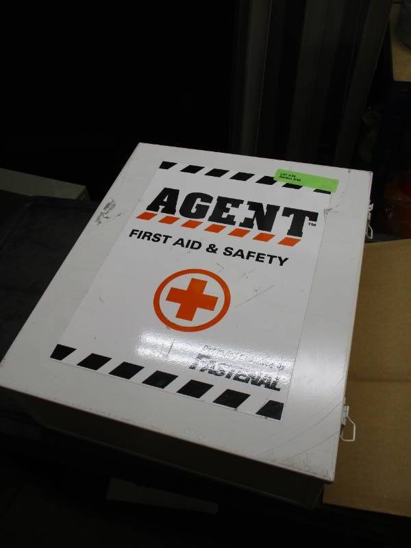 lot 26 image: First Aid Kit