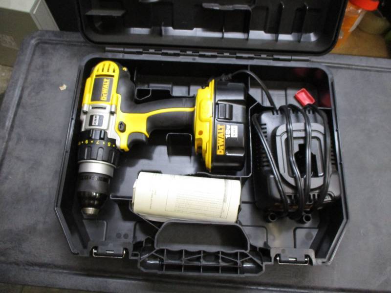 lot 28 image: DeWalt 18V Drill Driver