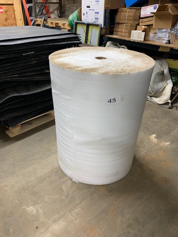 lot 43 image: Packaging foam roll