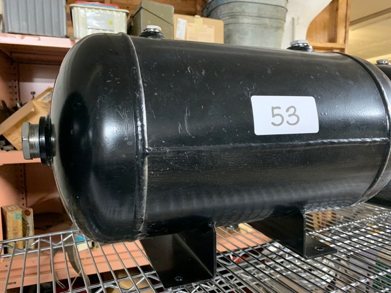 lot 53 image: Air tank