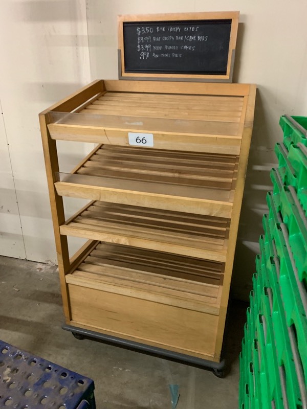 lot 66 image: Bakery  produce display rack