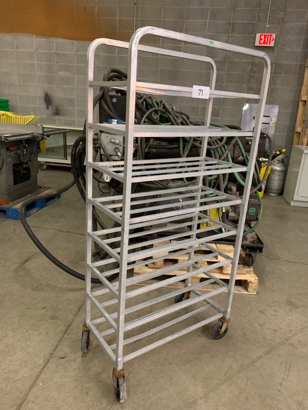lot 71 image: Aluminum rack