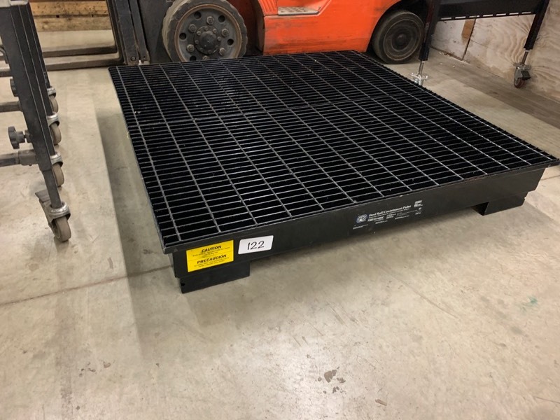lot 122 image: Metal shop drain grid