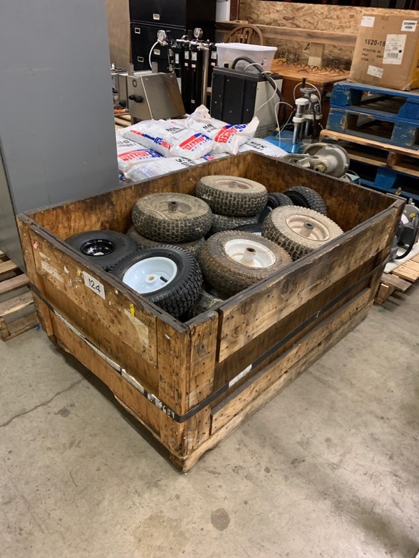 lot 124 image: Crate of air tires