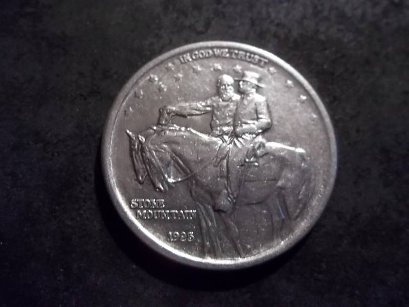 1925 Stone Mountain Silver Half Dollar Comemmorative