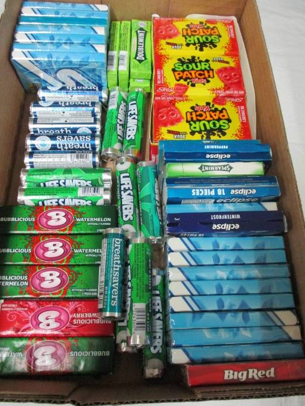 lot 100 image: 60 packs of various gum and mints