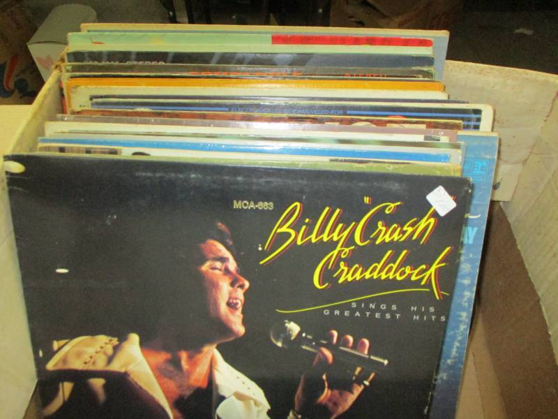 lot 84 image: 30 Various 33 records