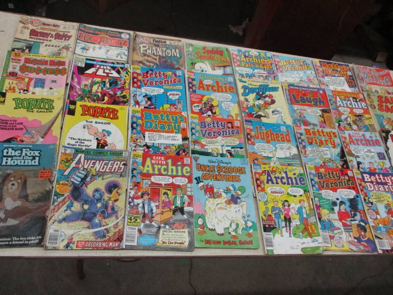 lot 93 image: Vintage Comic Books