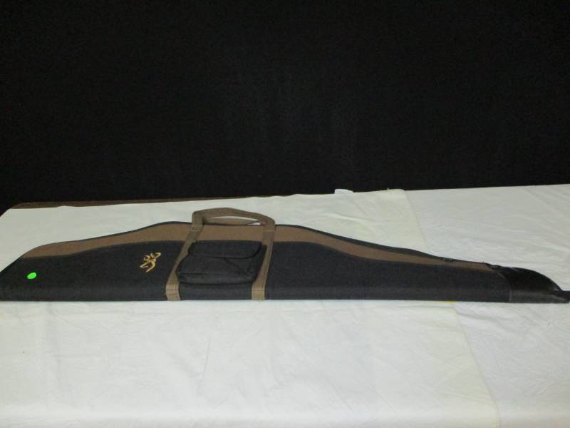 lot 7 image: New Browning Gun Case