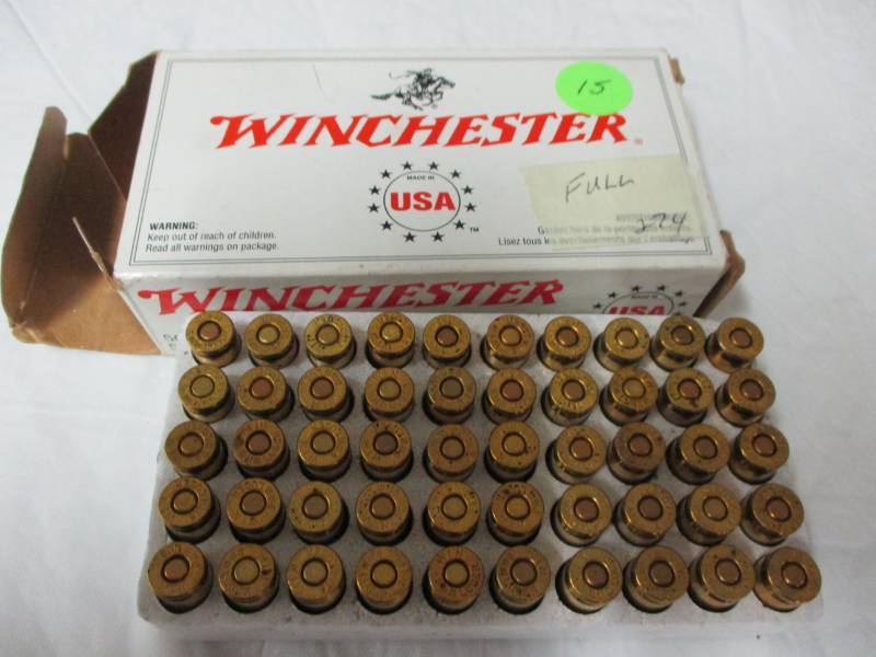 lot 15 image: Full Box 9mm Luger 115 FMJ