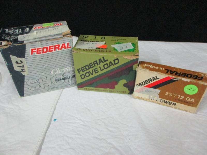 lot 27 image: 26 rounds of 12 ga (9-4 shot 17-8 shot) plus 5 slugs