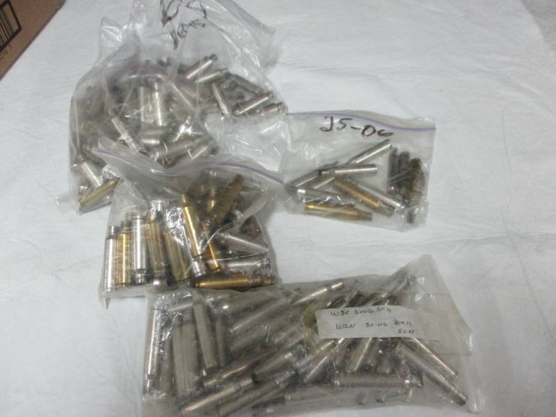 lot 34 image: Box of Brass (30-6, 29-06, and 300)