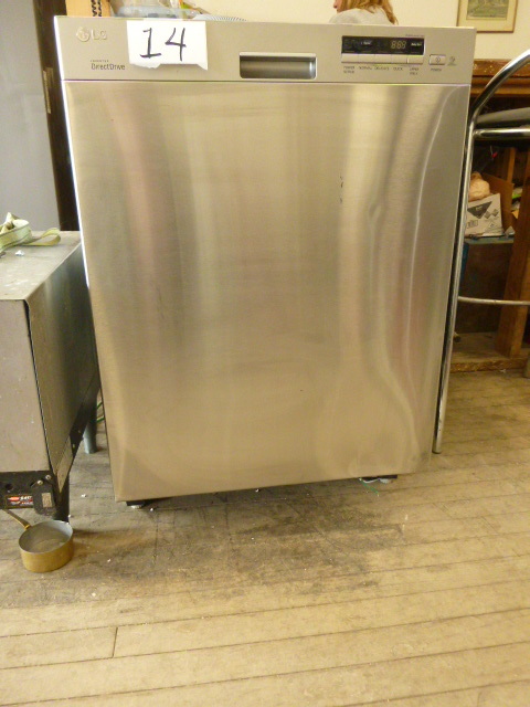 lot 14 image: USED LG Dishwasher