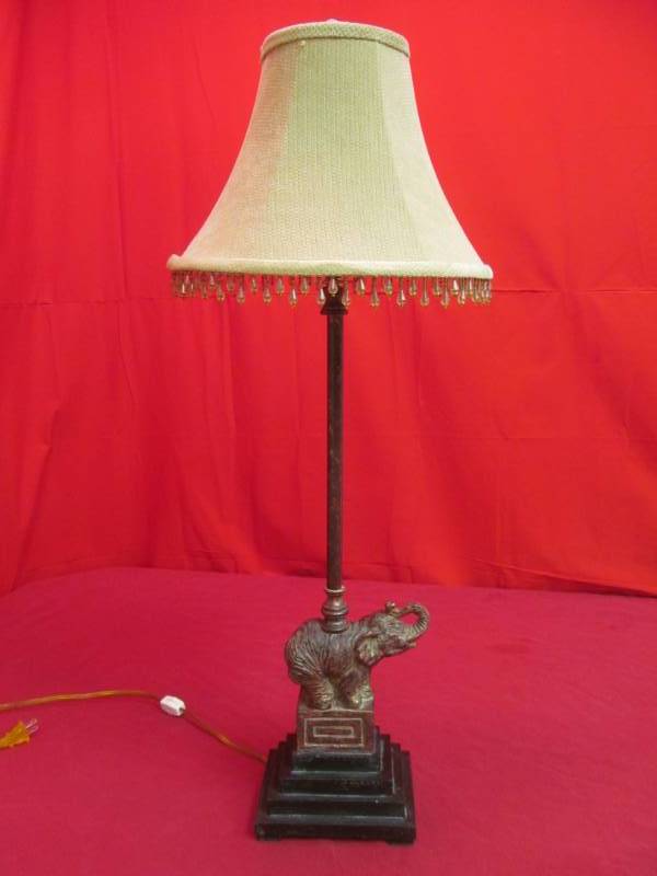 lot 3 image: Berman table lamp