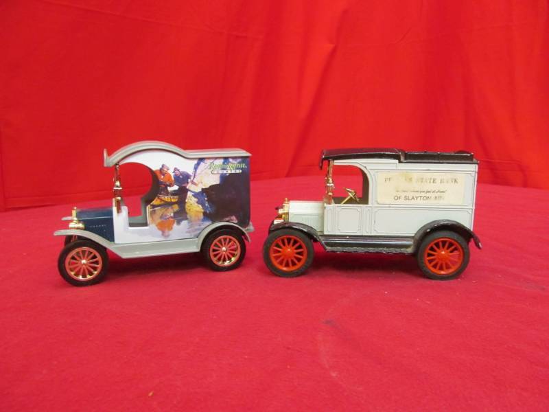 lot 12 image: antique truck coin banks