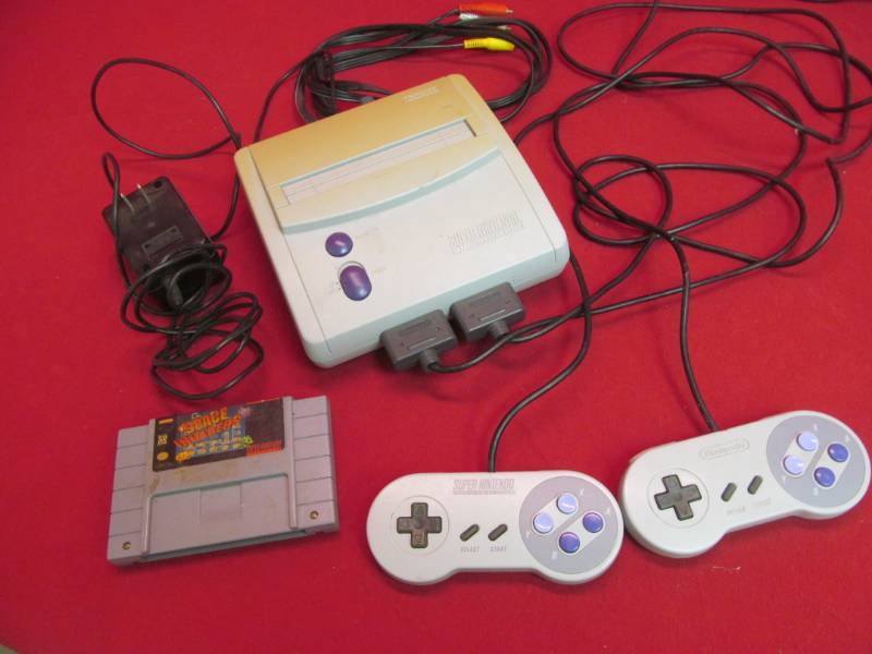 lot 47 image: Super Nintendo