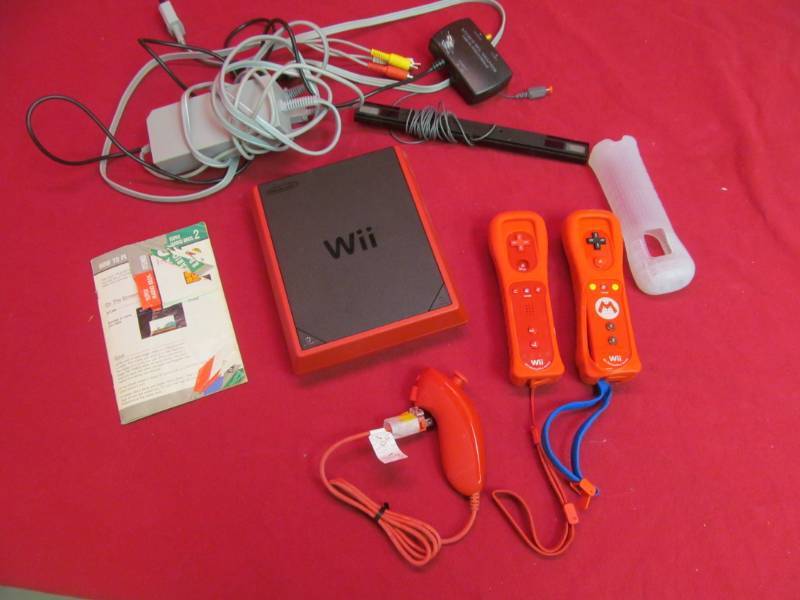 lot 53 image: Wii game system