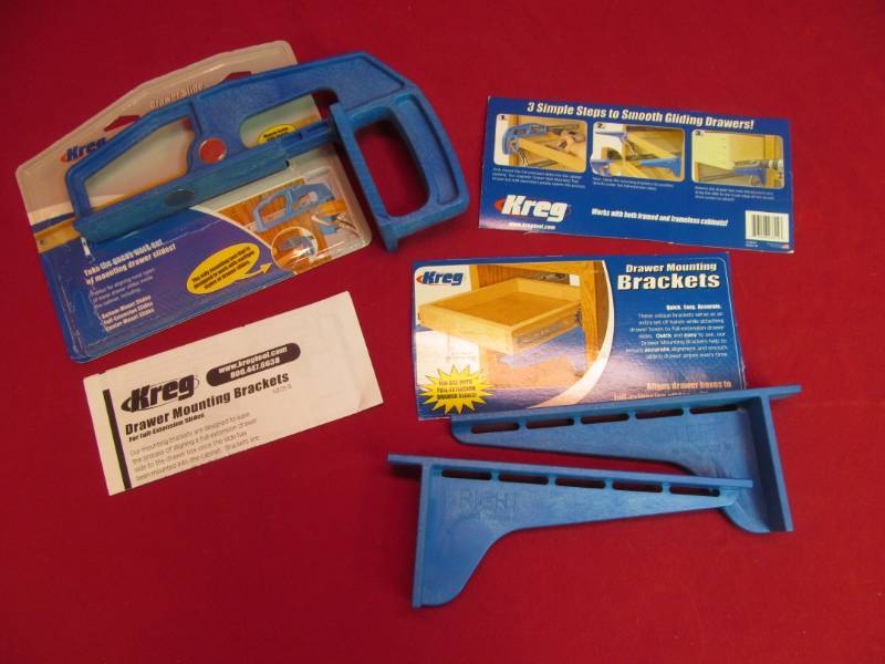 lot 103 image: Kreg drawer mounting jig brackets