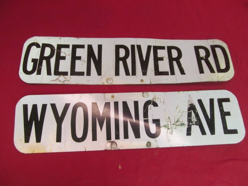 lot 108 image: street signs