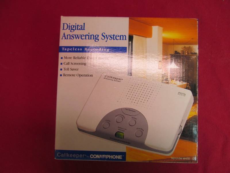 lot 112 image: Conair phone answering system