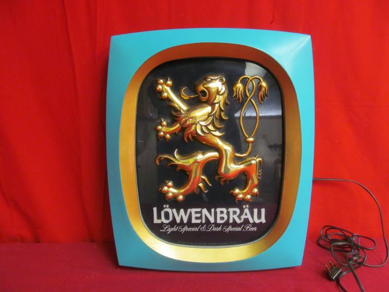 lot 181 image: vintage Lowenbrau fluorescent sign,