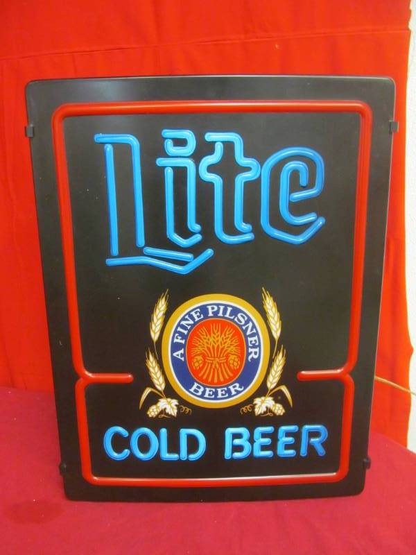 lot 182 image: Miller Light florescent sign