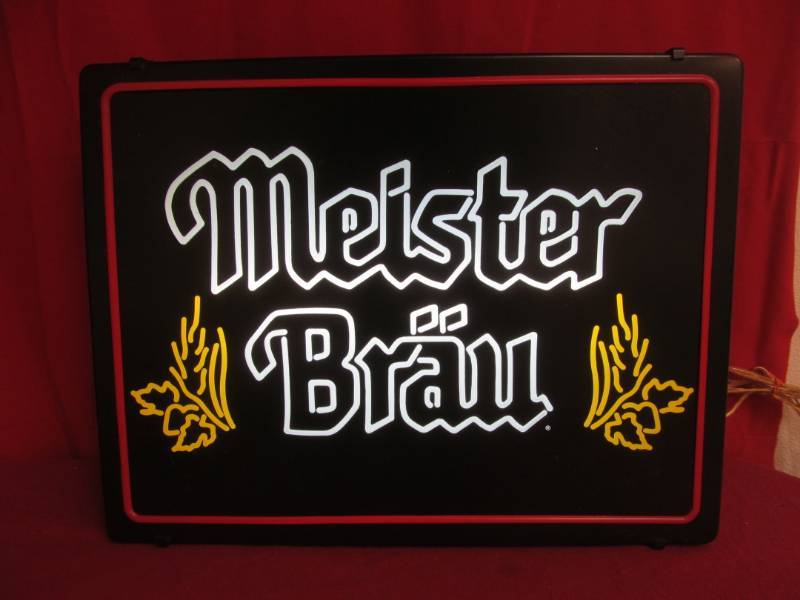 lot 183 image: Meister Brau Fluorescent beer sign