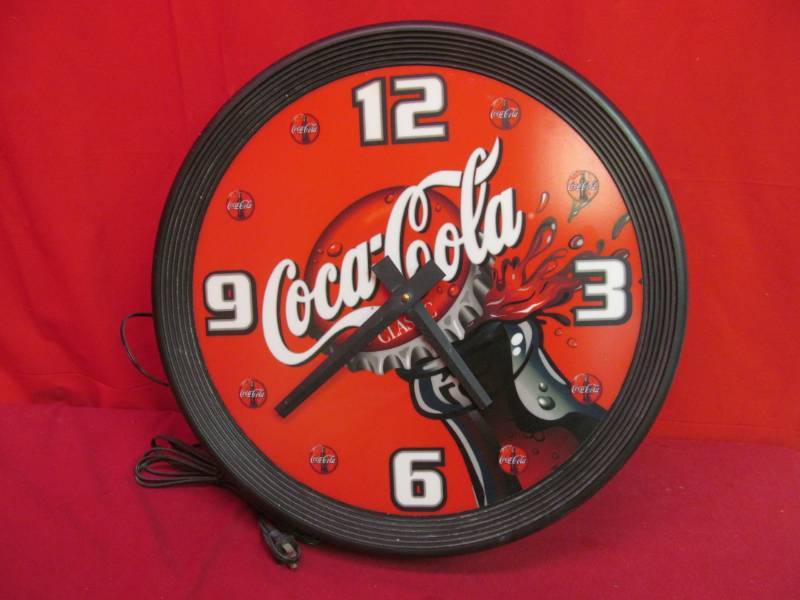 lot 185 image: Coca Cola Clock