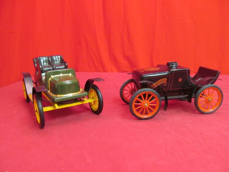lot 197 image: beer vintage decanters