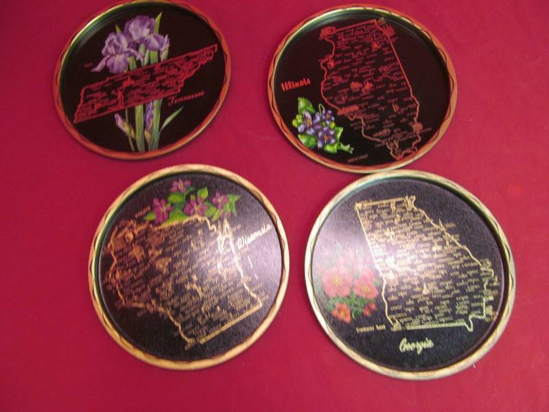 lot 201 image: vintage trays