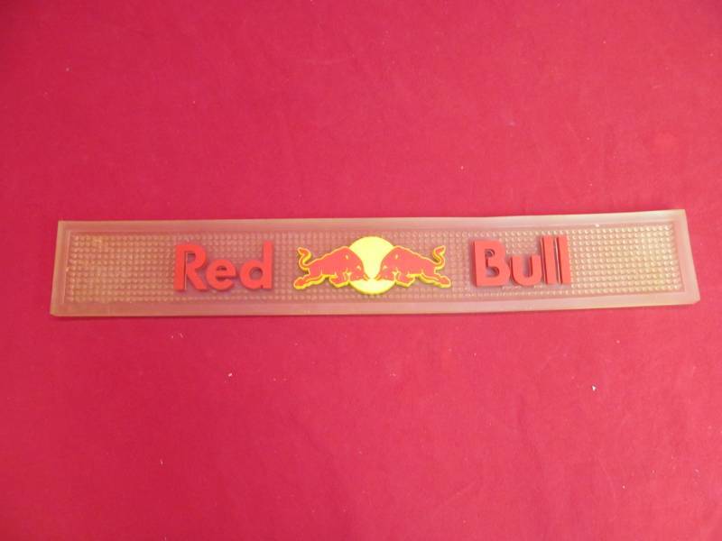 lot 206 image: Red Bull Bar Splash
