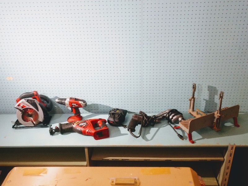 lot 45 image: Miller Falls Langdon Miter Box No.1124 - SKIL Cordless Circular Saw - SKIL Cordless Drill - SKIL Cordless Reciprocating Saw - Charger for SKIL Tools - Craftsman Drill - Drill (Silver)