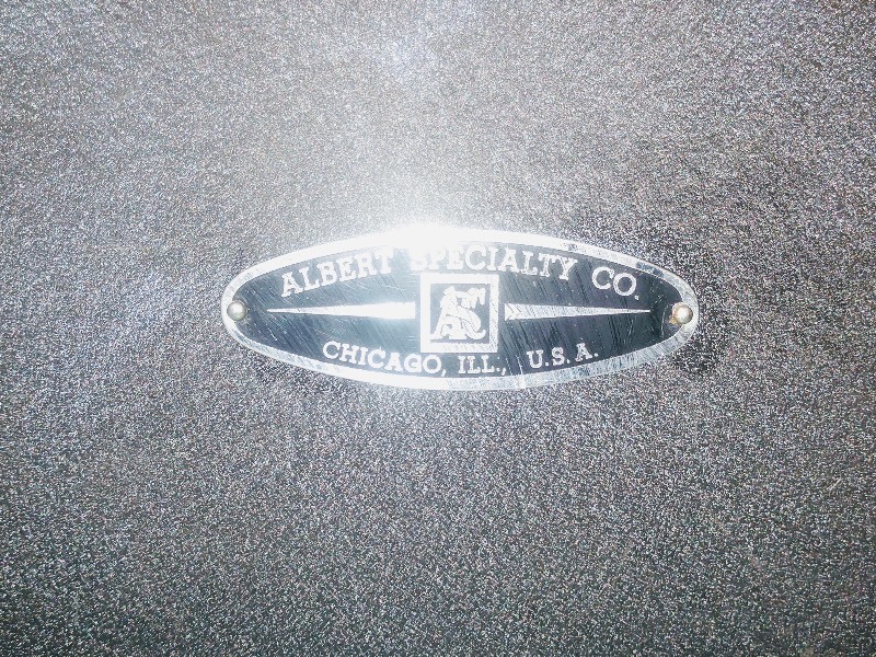 lot 47 image: Vintage Albert Specialty Co. Masking Contact Printer