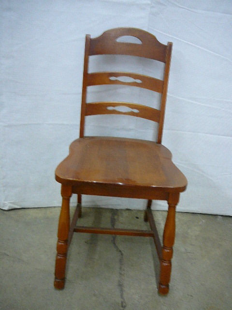 lot 12 image: Wooden Chair