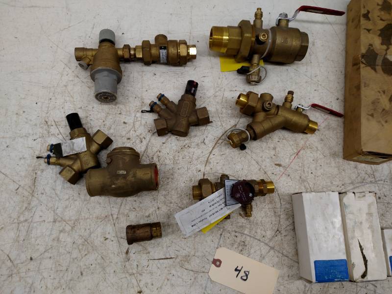 lot 48 image: Asstd Plumbing Items...