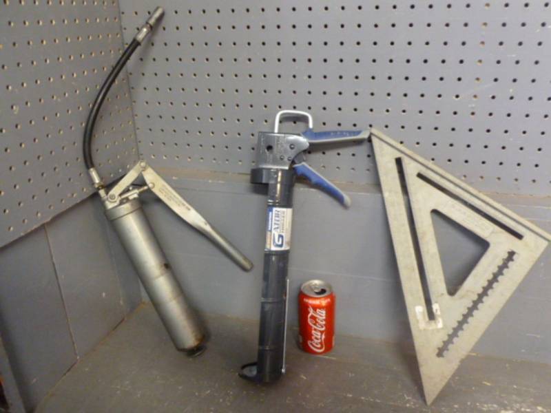 lot 12 image: Tools