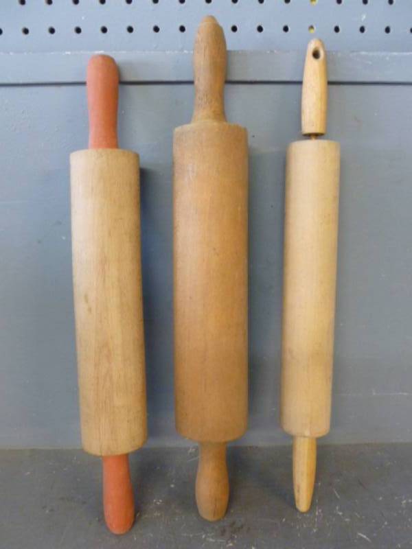 lot 35 image: Vintage Rolling Pins