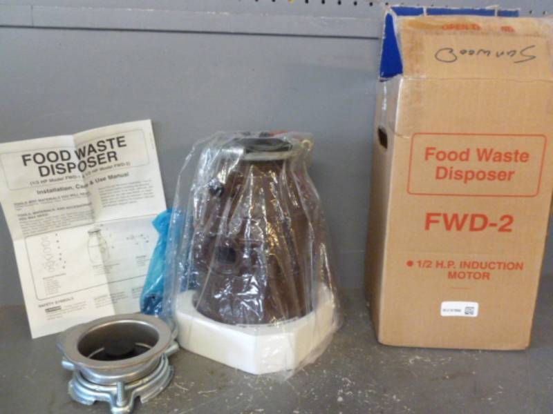 lot 36 image: New Food Disposer