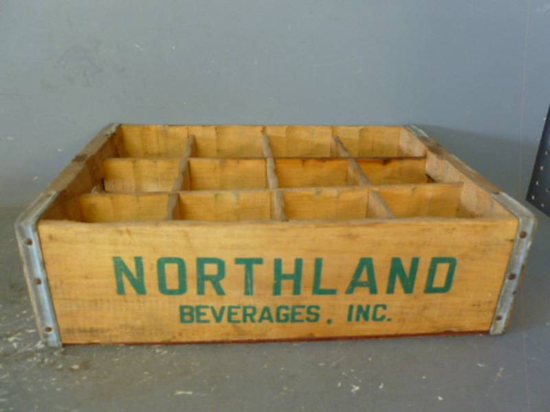 lot 96 image: Vintage Wooden Case