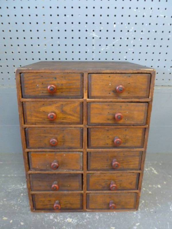 lot 99 image: Vintage Cabinet