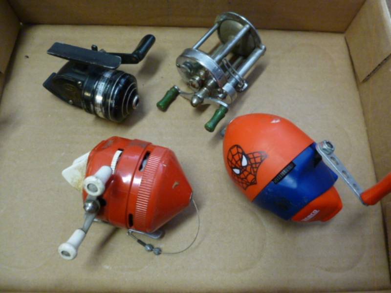 lot 139 image: Vintage Fishing Reels