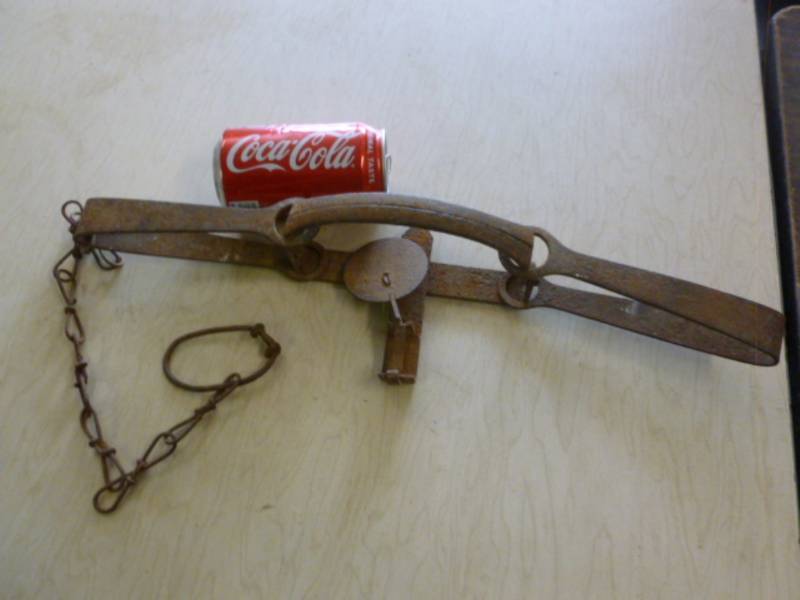 lot 163 image: Vintage Trap