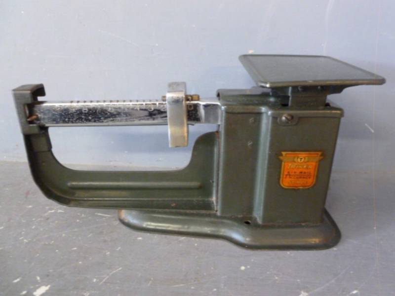 lot 185 image: Vintage Scale