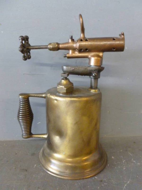 lot 236 image: Antique Brass Torch