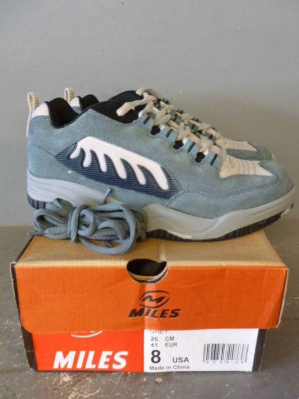 lot 278 image: New Shoes