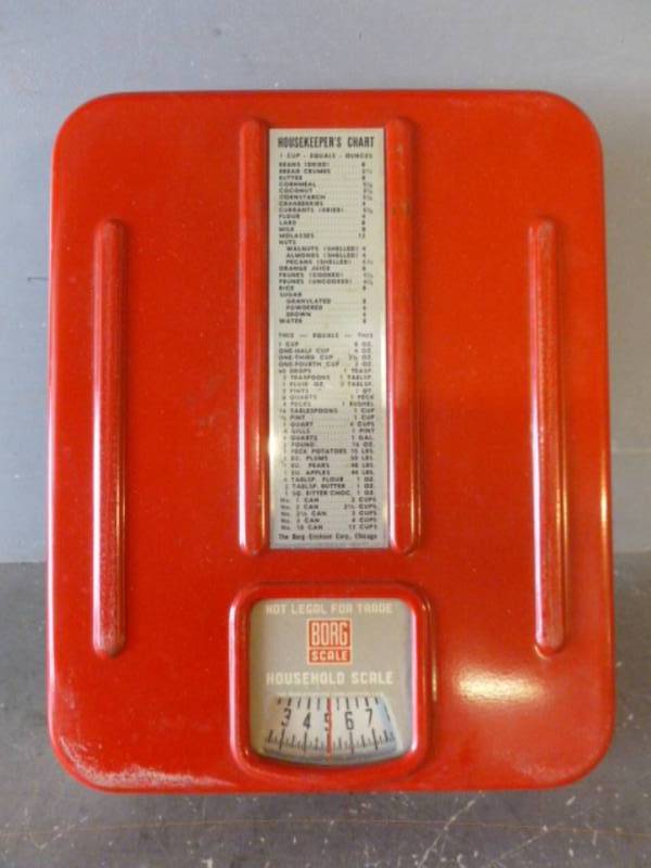 lot 290 image: Vintage Scale
