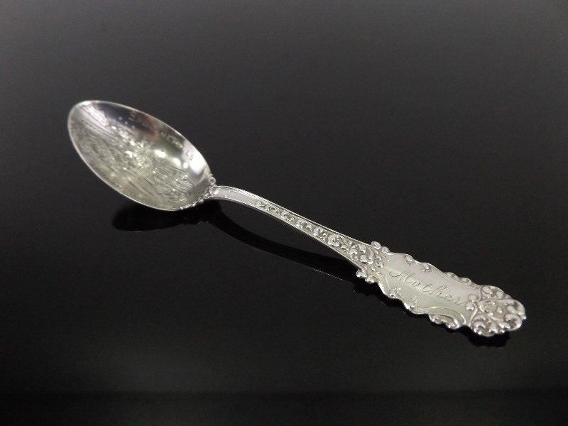 lot 43 image: Antique .925 Sterling Silver Spokane Washington Souvenir Spoon