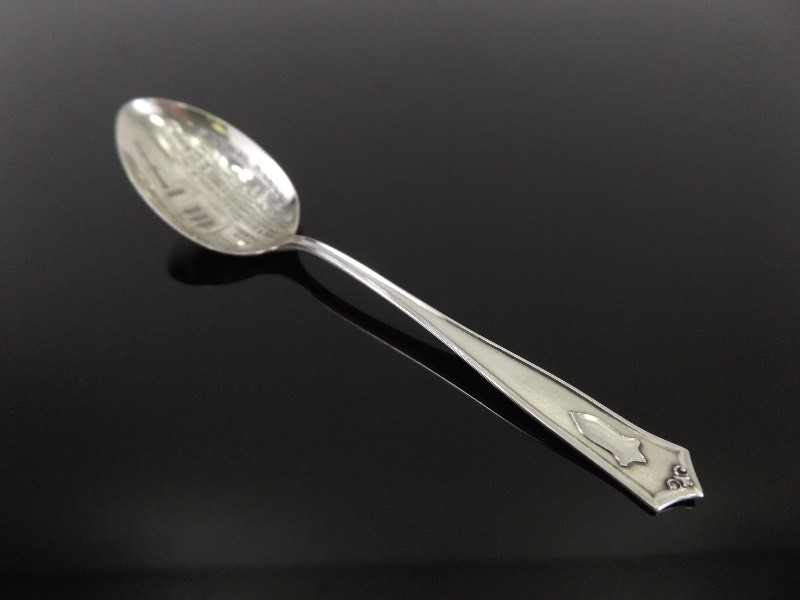 lot 44 image: Antique .925 Sterling Silver Wichita Kansas Souvenir Spoon