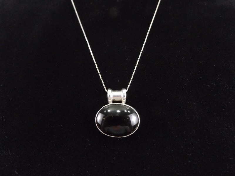 lot 65 image: .925 Sterling Silver Black Onyx Cabochon Necklace Pendant
